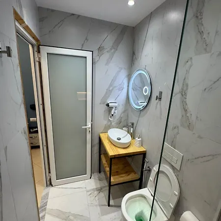 Sunlight Apartment&room Daire Saranda