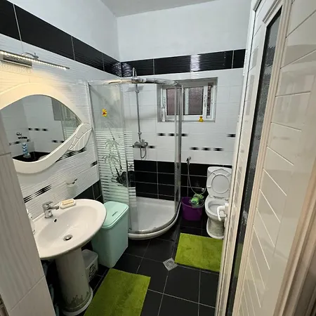 Sunlight Apartment&room Sarandë