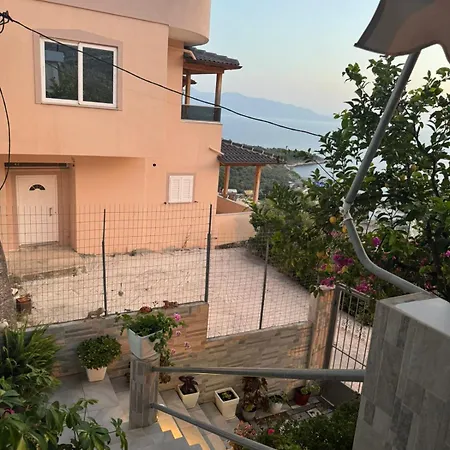 Appartement Sunlight Apartment&room Sarandë