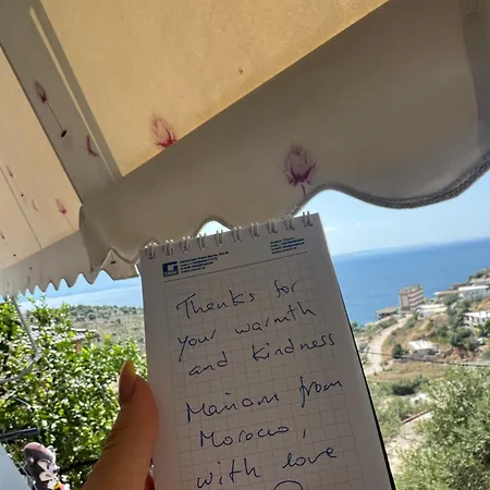 Sunlight Apartment&room Sarandë