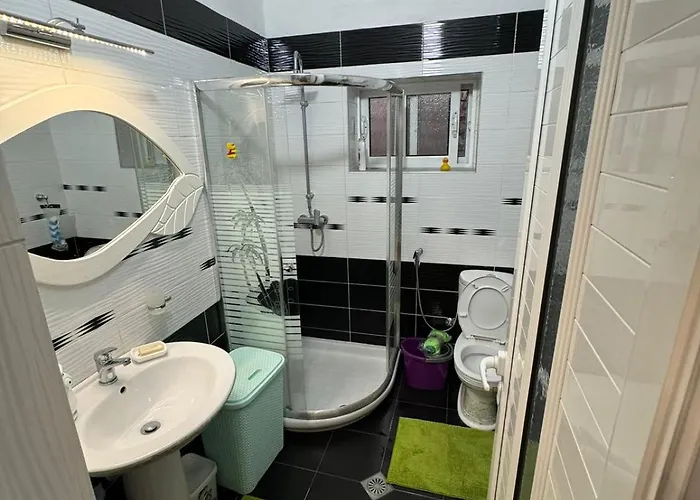 Sunlight Apartment&room Saranda